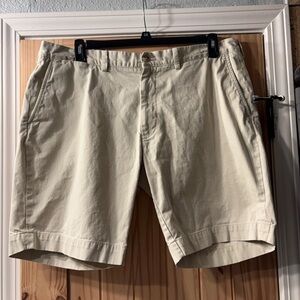 Polo‎ Ralph Lauren Light Khaki Shorts Men’s Size 38